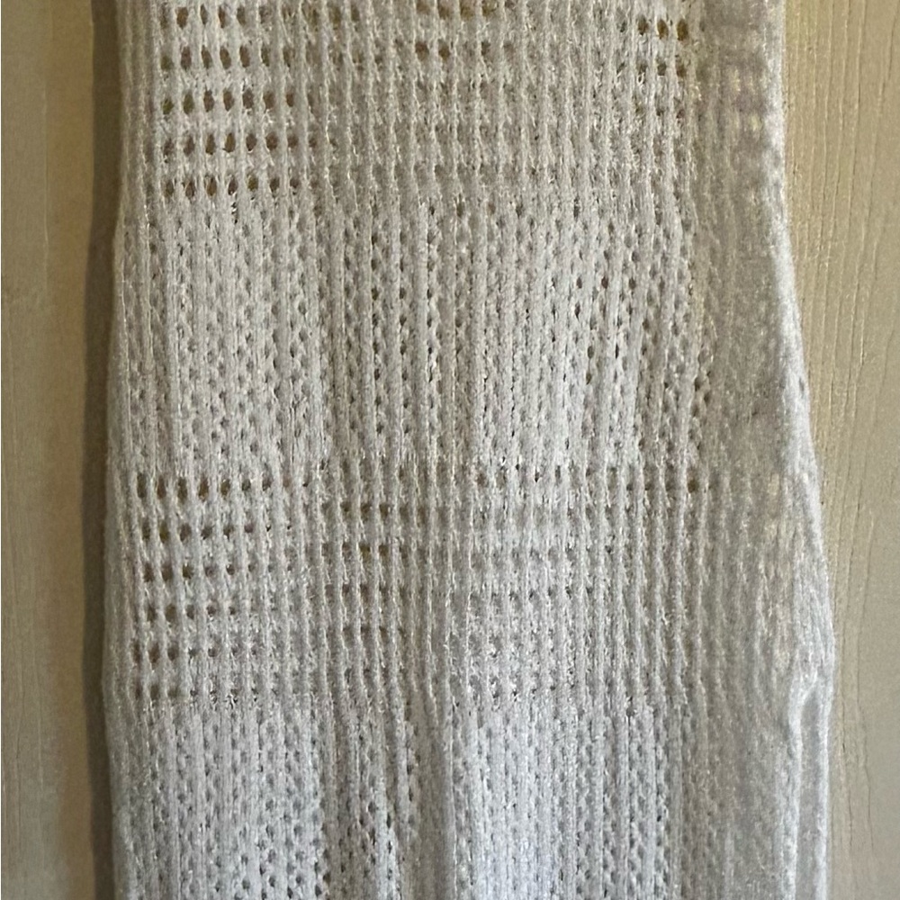 Chic White Knit Dress